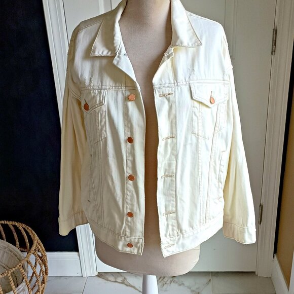 NWOT! FREE PEOPLE DISTRESSED DENIM TRUCKER JACKET - Picture 5 of 8